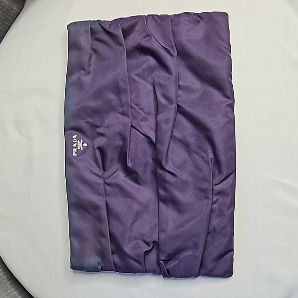 PRADA NYLON CLUTCH IN PURPLE - Picture 1 of 10